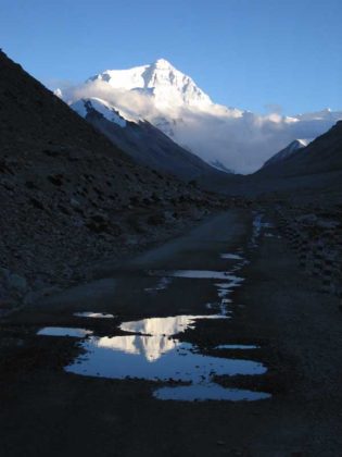 Mount Everest - från Rongbuk