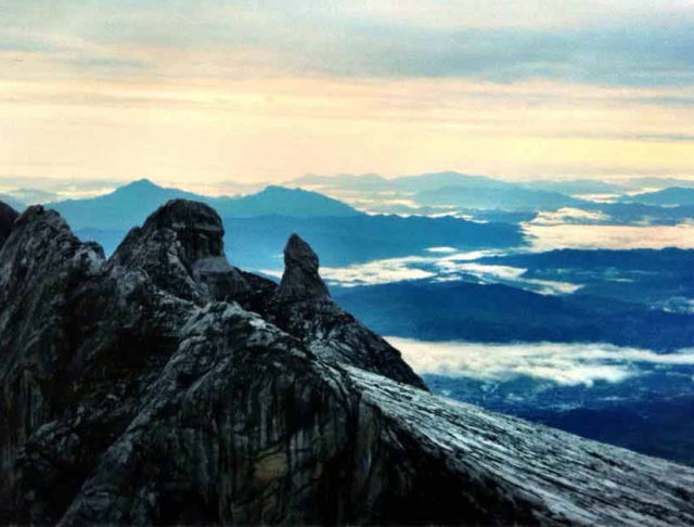 Mount Kinabalu – utsikt från toppen
